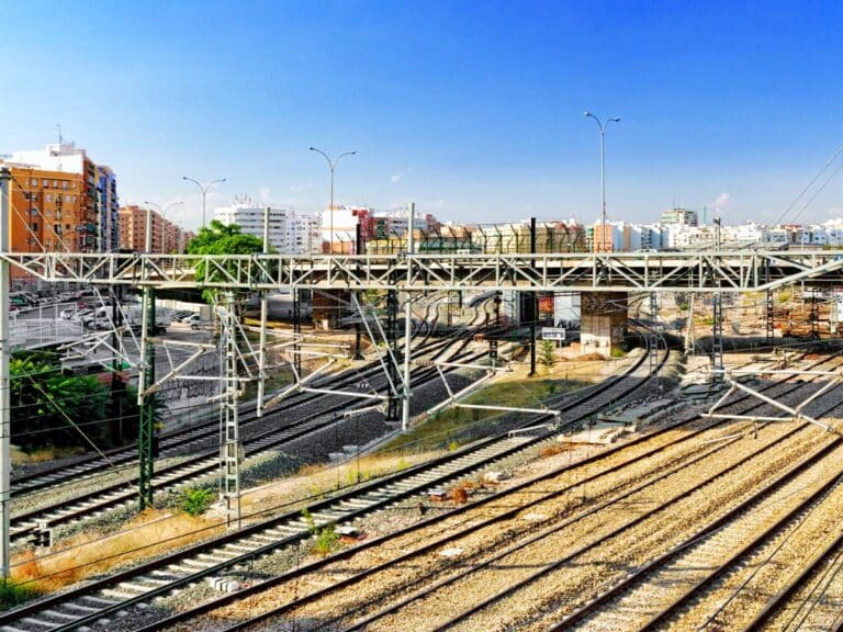 Iryo Y Ouigo Suspenden Todos Los Trenes Entre Madrid Y Valencia