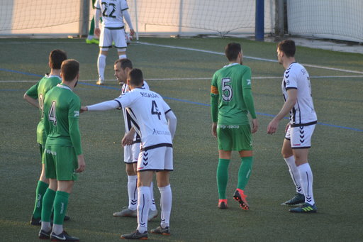 El CD Castellón consigue un punto en Cornellà, de penalti,  en el último minuto (2-2)