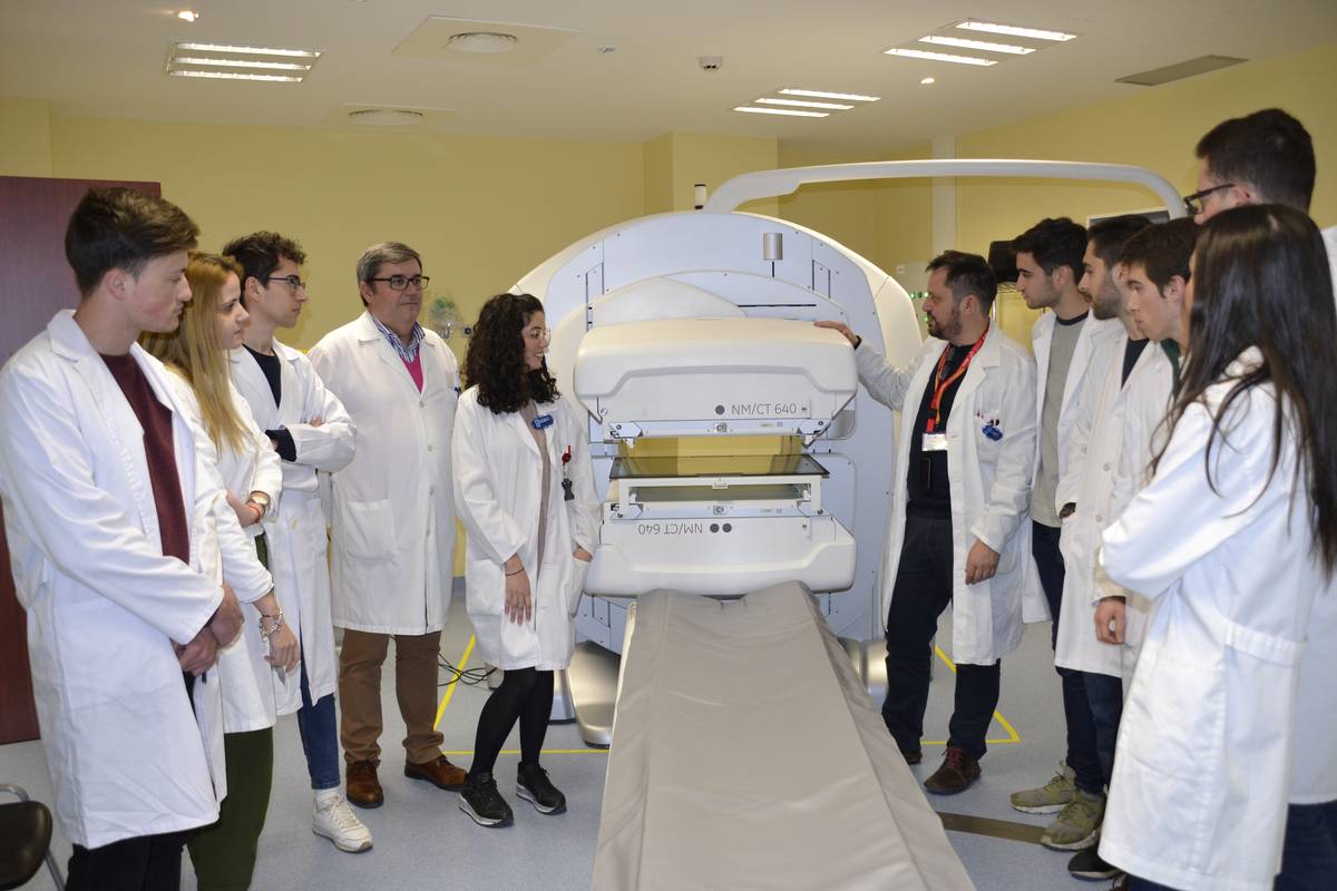 Estudiantes de la UJI visitan el Hospital Provincial