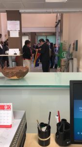 Cs de Castellón pide responsabilidades al bipartito por la estelada que se coló en una foto en la escalera del Ayuntamiento