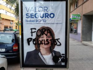 El Ayuntamiento de Vila-real condena el ataque, con pintadas y amenazas, sufrido en el material de propaganda electoral del Partido Popular