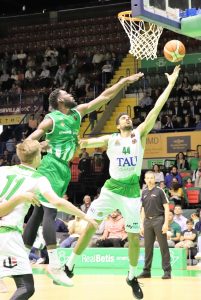 Real Betis Energía Plus 78 TAU Castelló 63