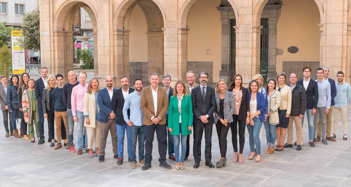 Begoña Carrasco presenta a su equipo