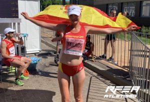 Julia Takacs pulveriza el récord de España de 50 km. marcha