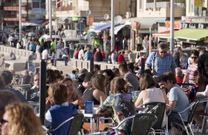 La Diputación prevé ocupaciones turísticas del 85% este mes de julio como antesala de un buen verano para la provincia