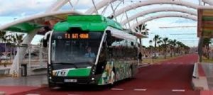 Castellón activa un servicio especial de TRAM y bus durante la Noche de San Juan hasta las 6 de la mañana