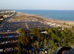 VOX califica de engaño a los burrianenses el precio del alquiler de la zona de camping del Arenal Sound