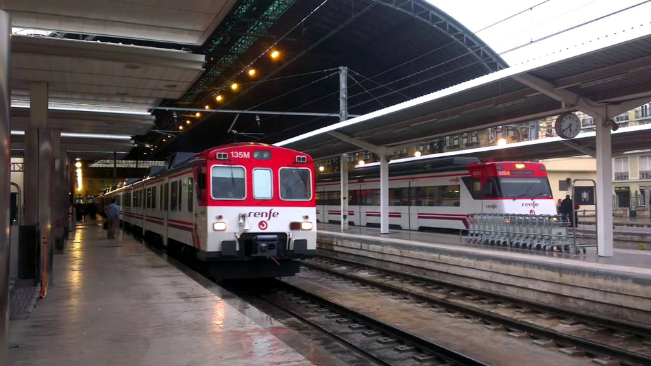 Casi 40 trenes entre Valencia y Castellón han sido cancelados por la huelga de trabajadores de Renfe