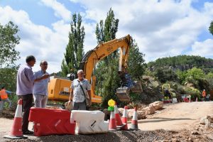 La Diputación de Castellón amplía la anchura del tramo de la CV-207 comprendido entre  Puebla de Arenoso y Los Calpes para mejorar la seguridad vial