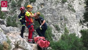 Un montañero resulta herido al precipitarse desde 15 metros en Montanejos