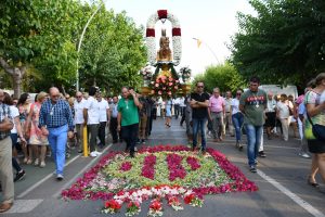 Retorno de la imagen de la Mare de Déu de Gràcia a la ermita