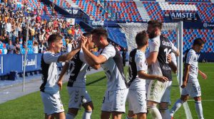 Atlético Levante 0 Castellón 2