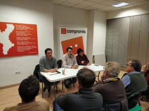 La asamblea de Compromís muestra su apoyo a los concejales y al equipo negociador