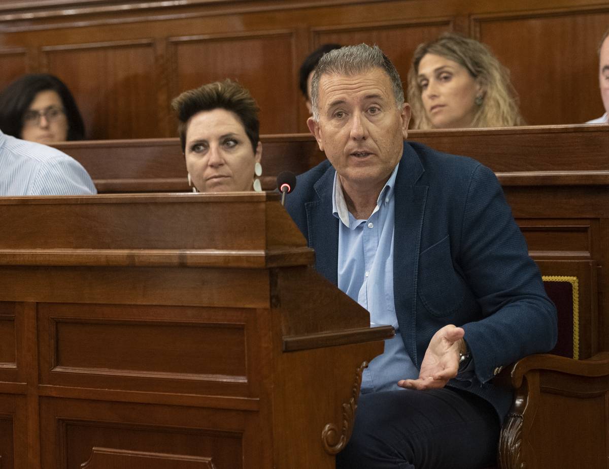 El PP reclama a Martí los 56 millones del IVA que Sánchez bloquea