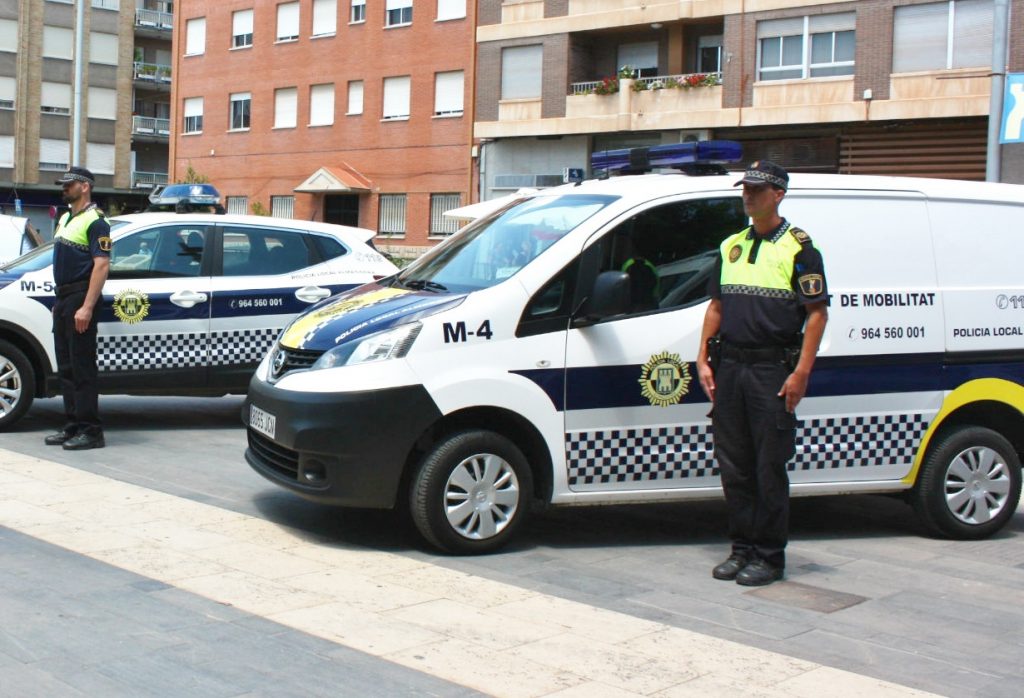 La Policía de Almassora detiene al ladrón de un vehículo en un control por el estado de alarma