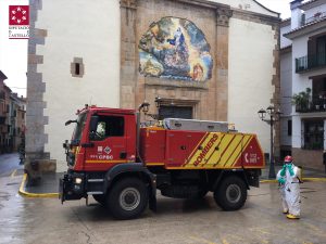 El Consorcio Provincial de Bomberos de la Diputación desinfecta las localidades de Sueras y Tales