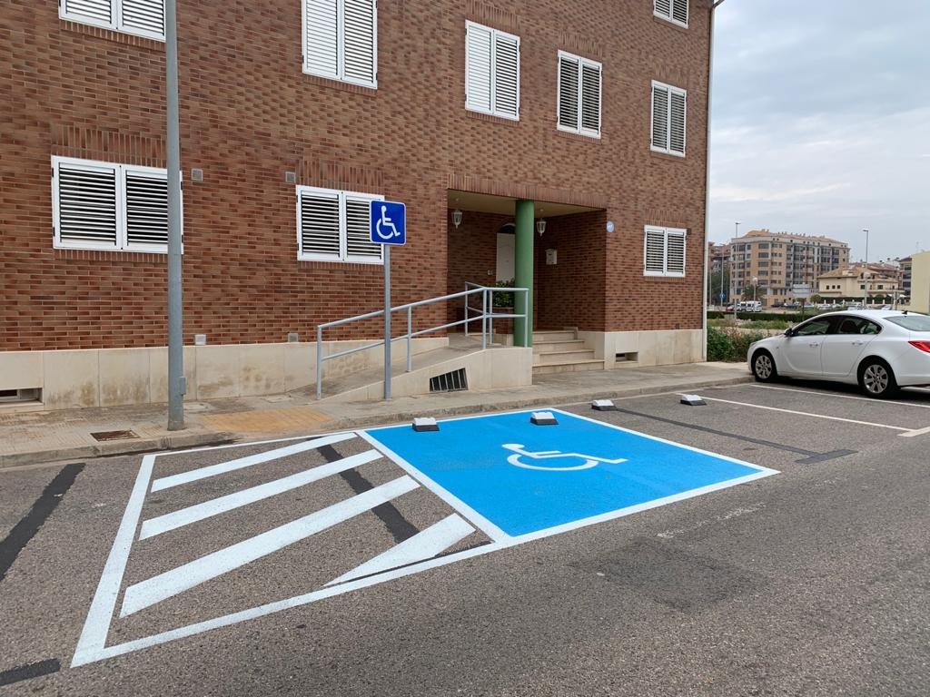 El área de Movilidad completa la reordenación de accesos al parking de la avenida Cardenal Tarancón a petición de los vecinos