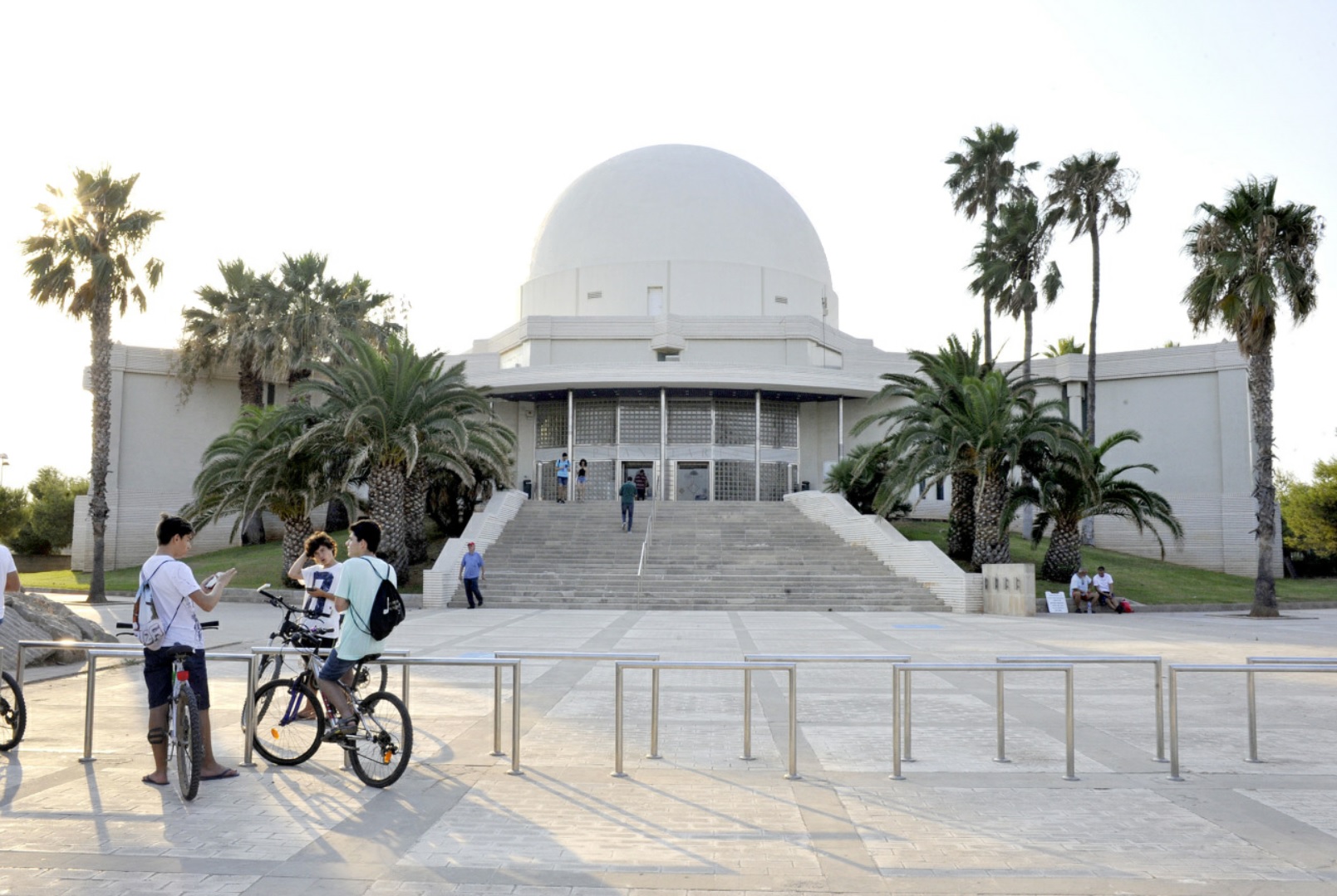 El Planetario de Castellón celebra 29 años de educación y divulgación científica