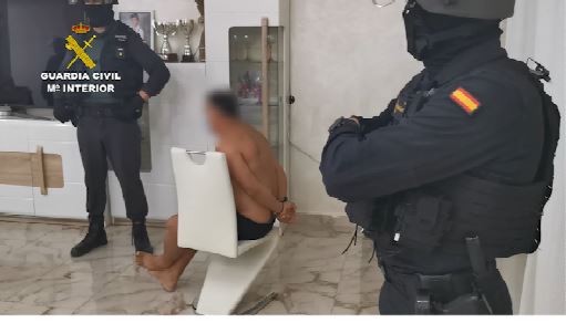 La Guardia Civil detiene a 17 personas dedicados al tráfico de drogas, blanqueo de capitales y organización criminal en la provincia de Castellón