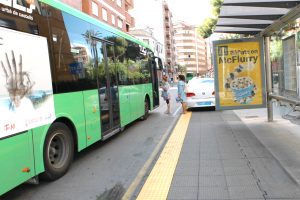 Castellón consolida su apuesta por la accesibilidad con las 17 paradas de bus urbano con plataformas