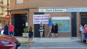 Los familiares de los ancianos indignados ante el “absurdo” cierre de Sant Llorenç