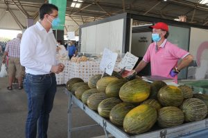 Castellón creará una mesa de trabajo en el Consejo Sectorial de Comercio para abordar la ordenanza del Mercado del Lunes