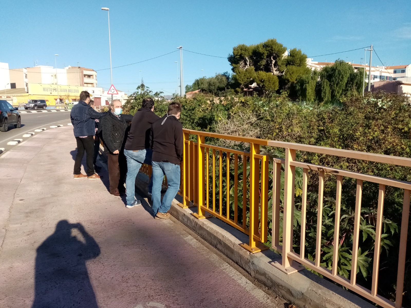 VOX comprueba, a pie de calle, el abandono de los barrios de la zona sur de Castellón(I)