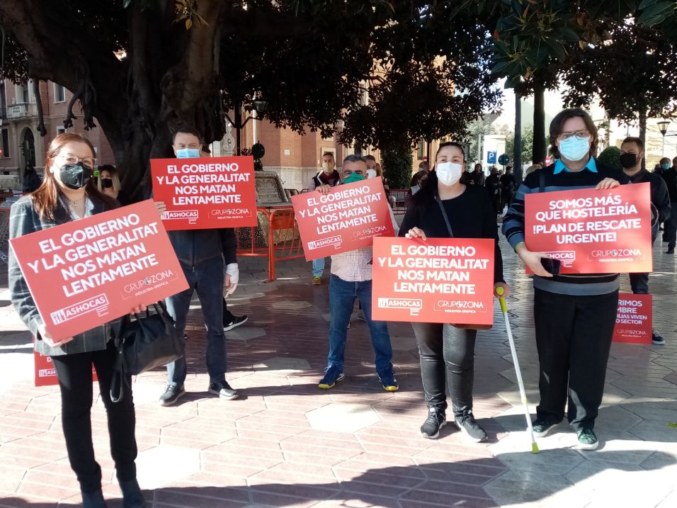 VOX apoya la “cacerolada” en protesta por el ensañamiento contra la hostelería