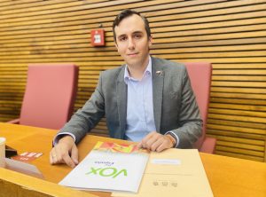 VOX acusa al vicepresidente Dalmau (Podemos) de falta de transparencia, falta de honestidad y enchufismo