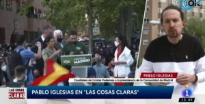 Pablo Iglesias apoya a los terroristas callejeros de Vallecas y acusa a la Policía de apedrearles