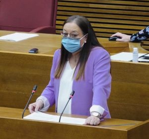 Llanos Massó (VOX) acusa al Botánico de “sectario” y de “querer erradicar el español” de la Comunidad Valenciana