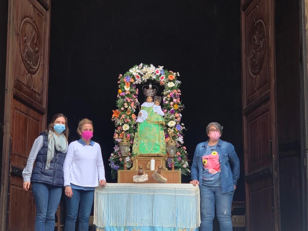 Cabanes honra a la Virgen del Buen Suceso