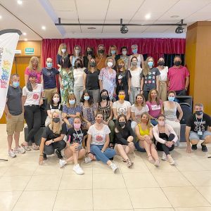 Mujeres ciclistas ruedan juntas por el norte de Castellón