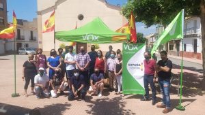 Éxito de la «Mesa Informativa» de VOX en San Juan de Moró