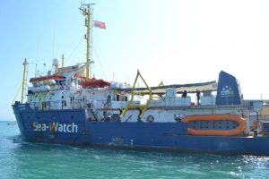 El Sea-Watch 3 zarpa del puerto de Borriana y vuelve al rescate en el Mediterráneo