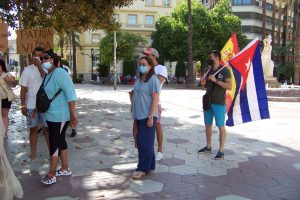 VOX se suma a la petición de libertad para el pueblo cubano