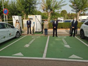 Almenara ya cuenta con zona de recarga para vehículos eléctricos