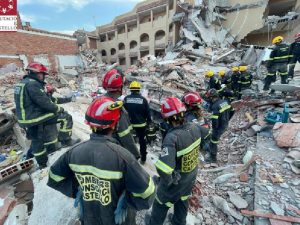 Encuentran el cuerpo sin vida de la mujer buscada entre los escombros del edificio derrumbado en Peñíscola