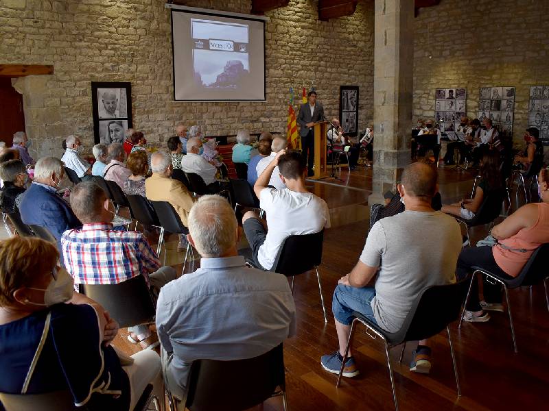 La Sala de Justicia de Morella acoge a las 11 parejas que este año cumplen 50 años de casadas