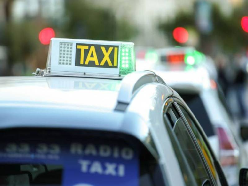 Castellón consolida el servicio de taxi a demanda y avanza en movilidad sostenible e integradora