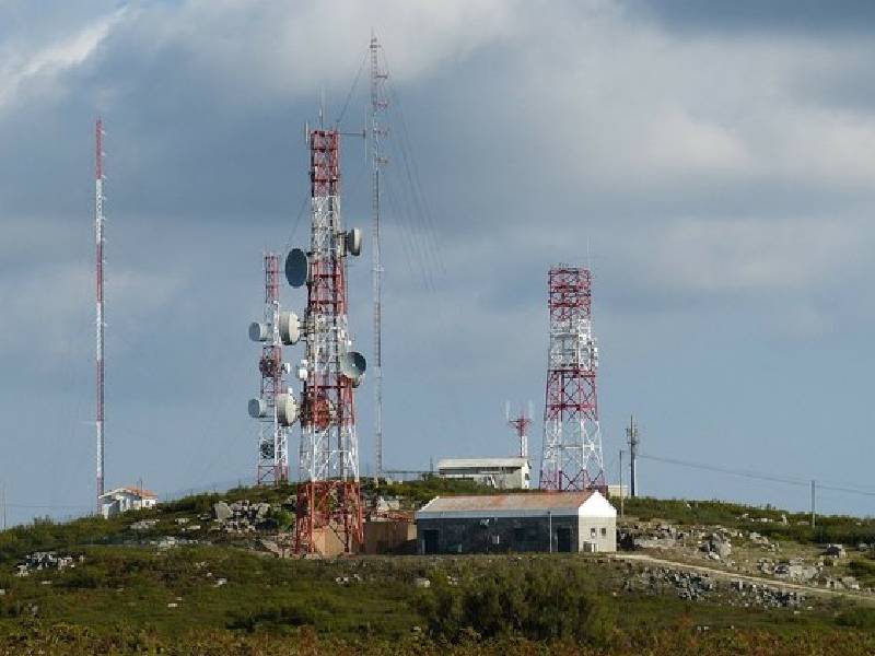 Compromís pregunta al Gobierno por la creación de una nueva cadena de radio ultra en cuatro CCAA sin concesiones