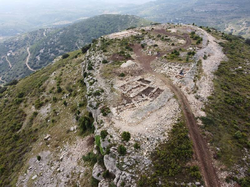 Importantes descubrimientos arqueológicos en Tossal de la Vila de la Serra d’en Garceran