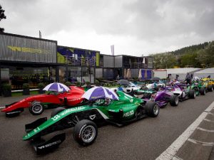 Nerea Martí y Marta García llegan al circuito de Zandvoort