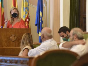 El CD Castellón y los vecinos recibirán la Medalla de Oro de la Ciudad El CD Castellón y los vecinos recibirán la Medalla de Oro de la Ciudad