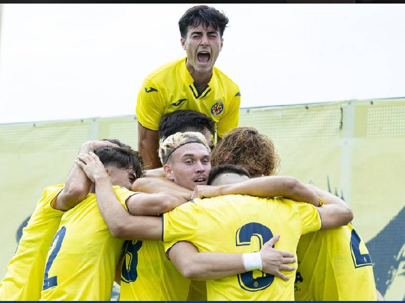 El juvenil amarillo se estrena con victoria en la Youth League (2-0)