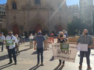 Los vecinos de la Avenida de Lidón retoman las protestas