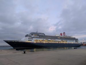 El crucero de lujo ‘Bolette’ atraca en el Puerto de Castellón tras la pandemia