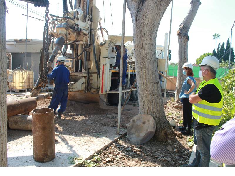 El Ayuntamiento de Burriana inicia las obras para construir un pozo de agua potable en Santa Bárbara