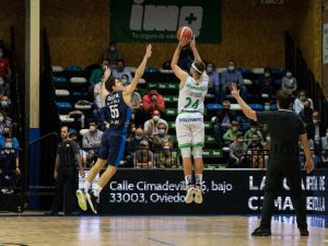 Unicaja Banco Ooviedo 70  TAU Castelló 85