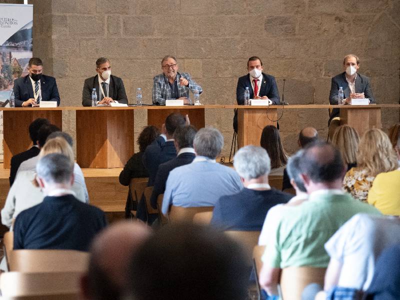 El Presidente de la Diputación ensalza el patrimonio cultural, natural y rural del interior de Castellón